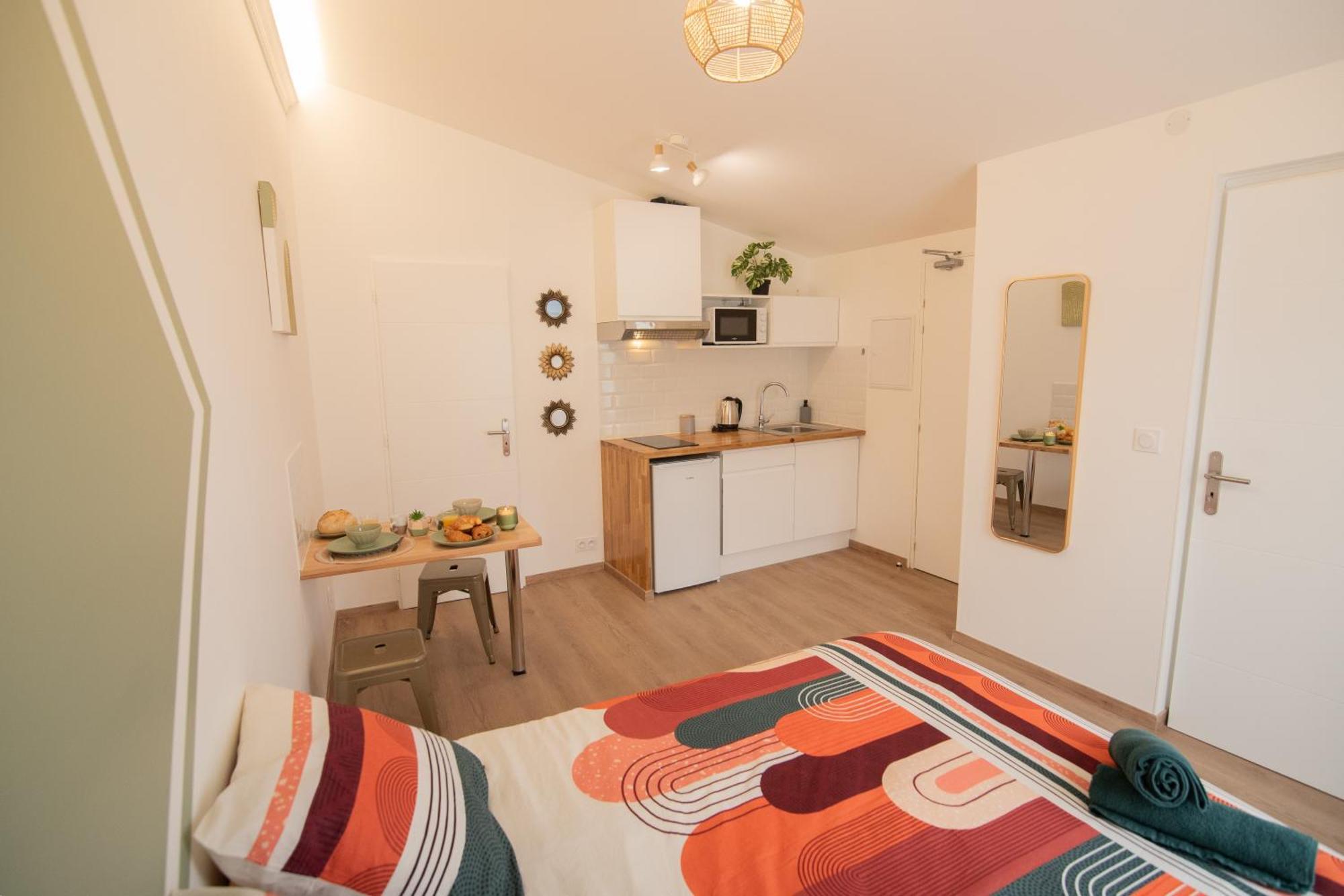 Tout Confort ! Ville, Climatisation, Parking, Wifi, Calme, Tv Carcassonne Exterior foto